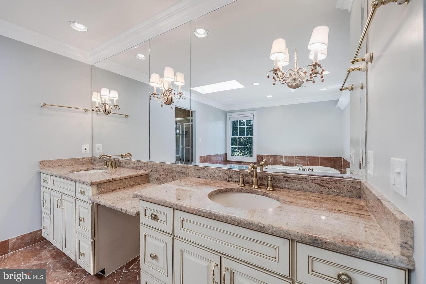10520 Hunting Crest Lane photo 62