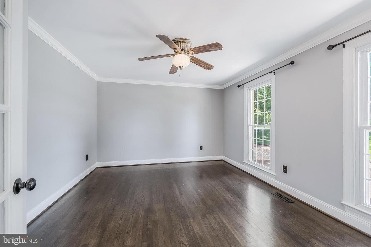 10520 Hunting Crest Lane photo 7