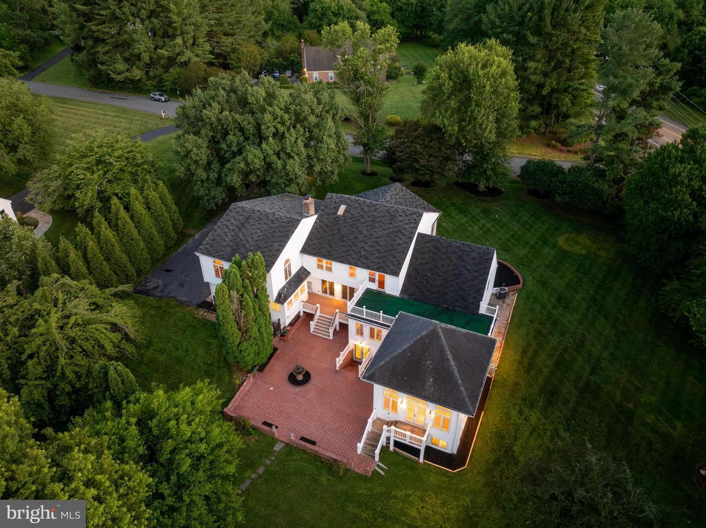 10520 Hunting Crest Lane photo 98