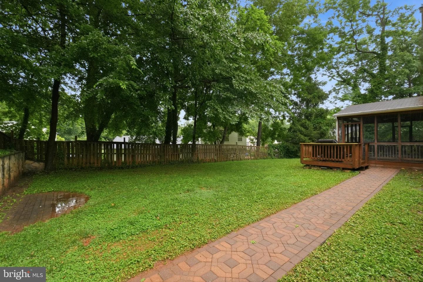 8900 Queen Elizabeth Boulevard photo 30