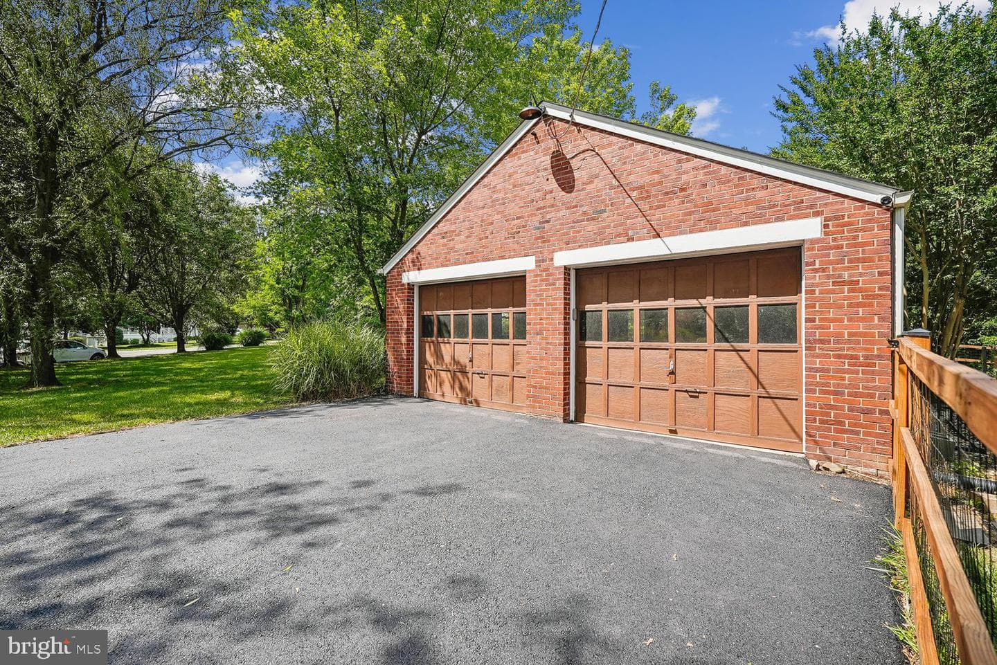 6251 Woodfair Drive photo 33