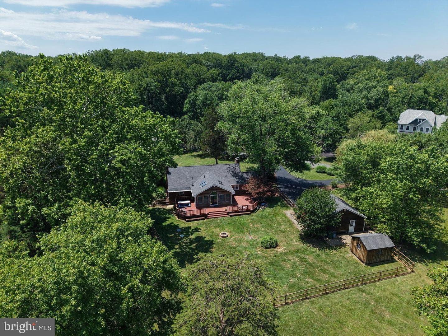 6251 Woodfair Drive photo 5