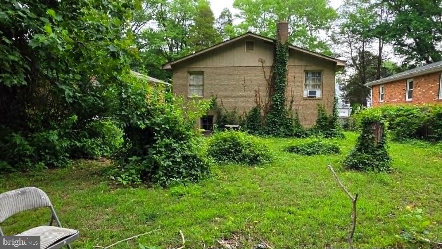 1646 La Salle Avenue photo 3