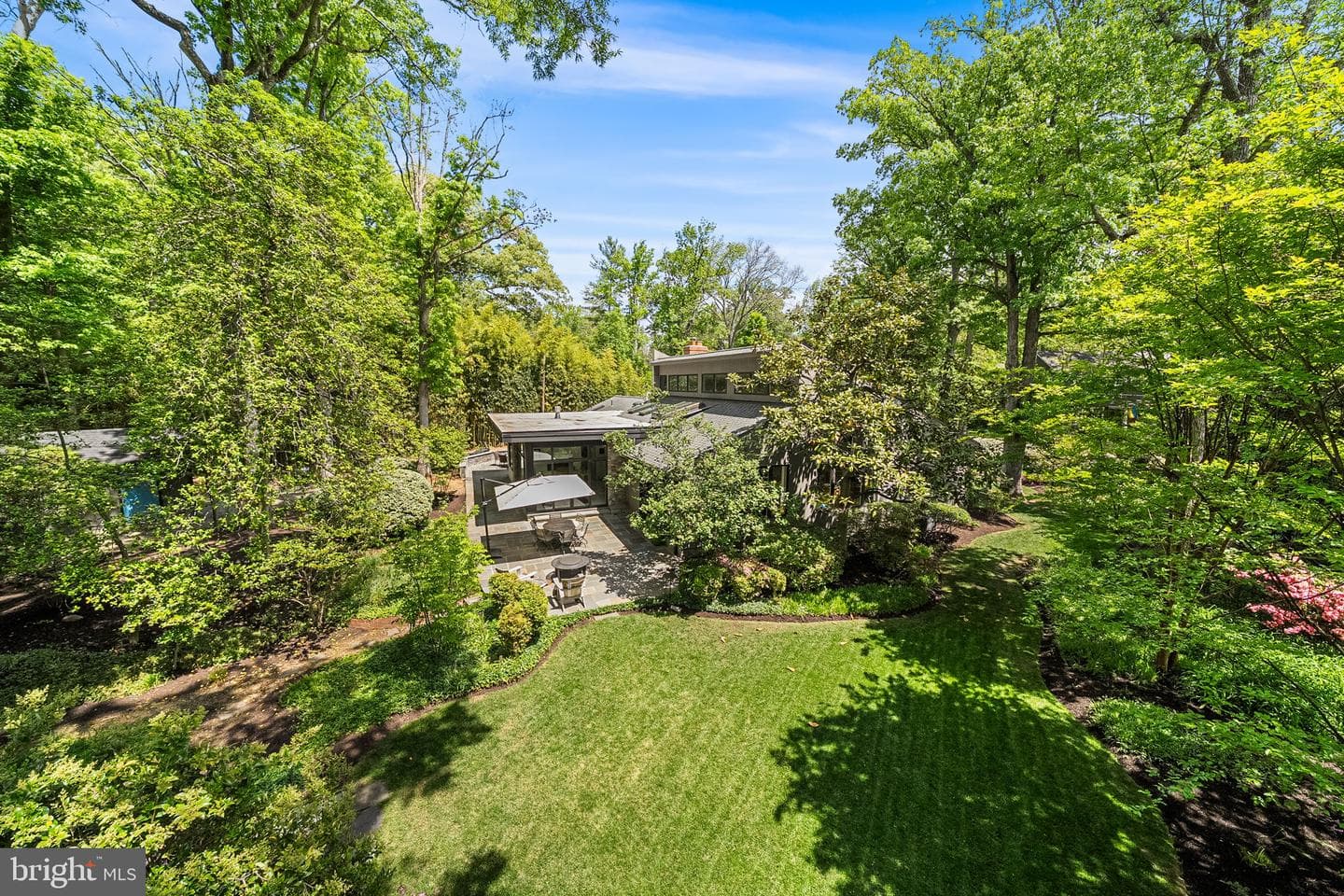 7736 Tauxemont Road photo 4