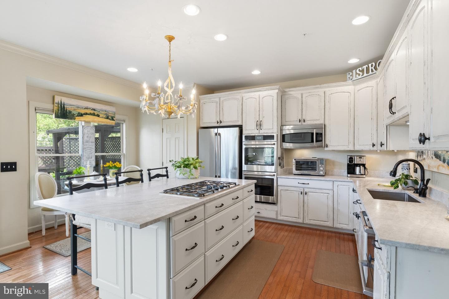 1816 Brentridge Street photo 8