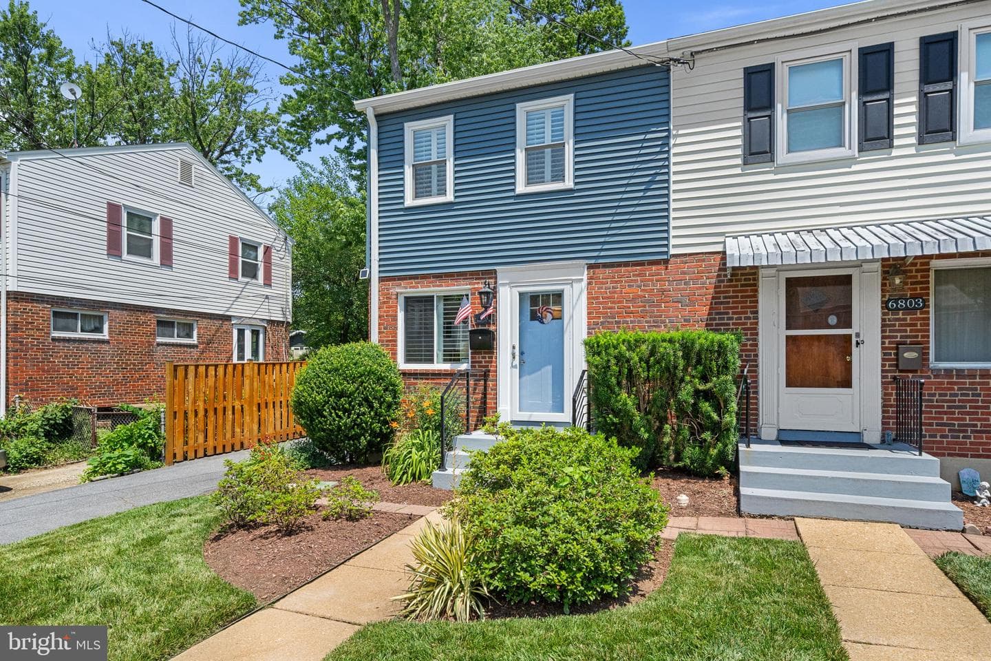 6801 Radcliffe Drive, Alexandria