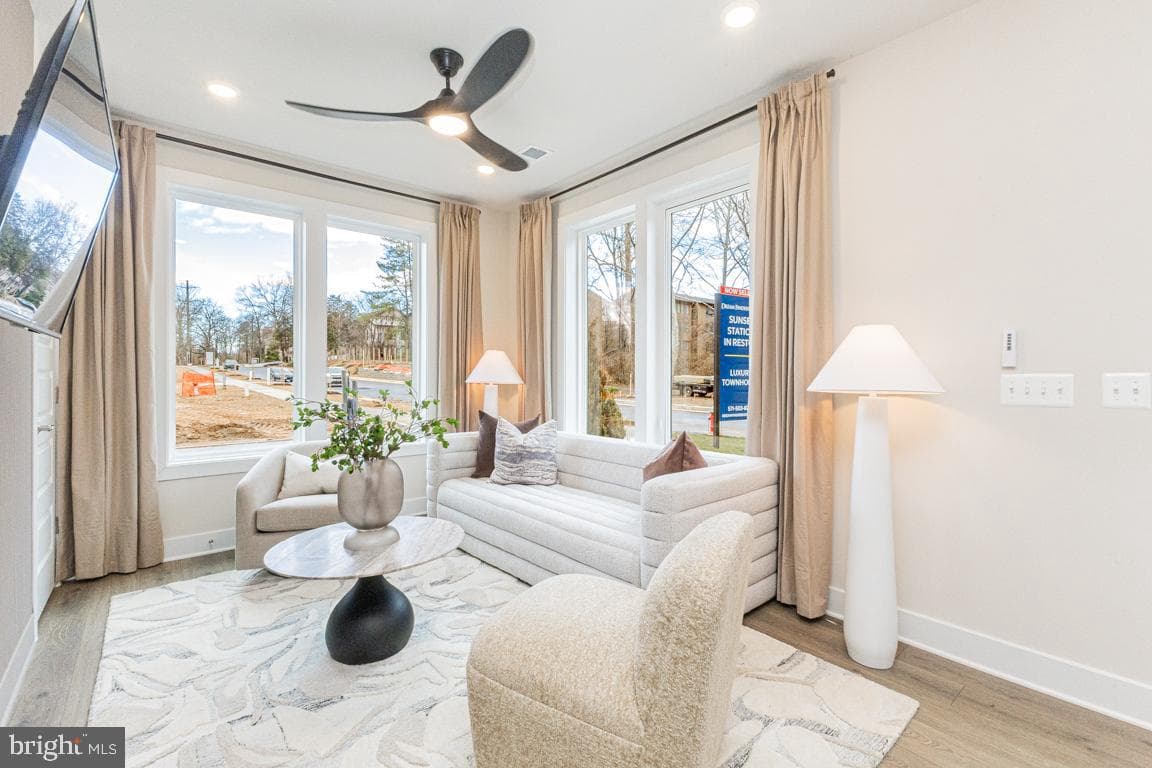 11585 Patriotic Lane, Reston