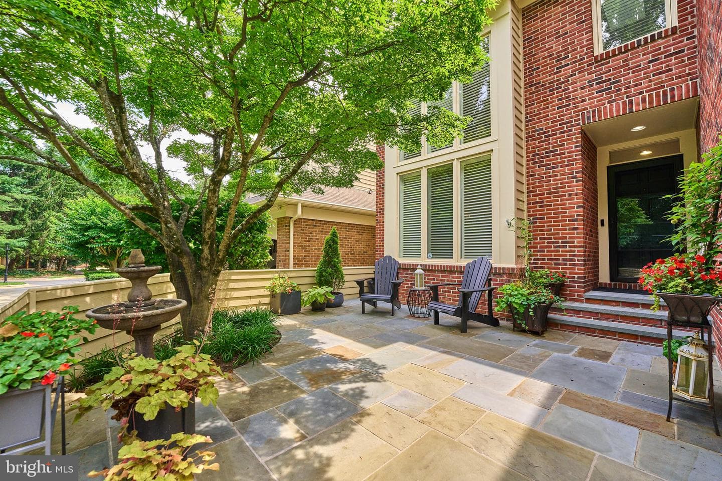 1416 Hemingway Court photo 3