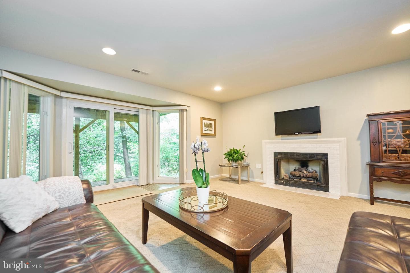 1416 Hemingway Court photo 46