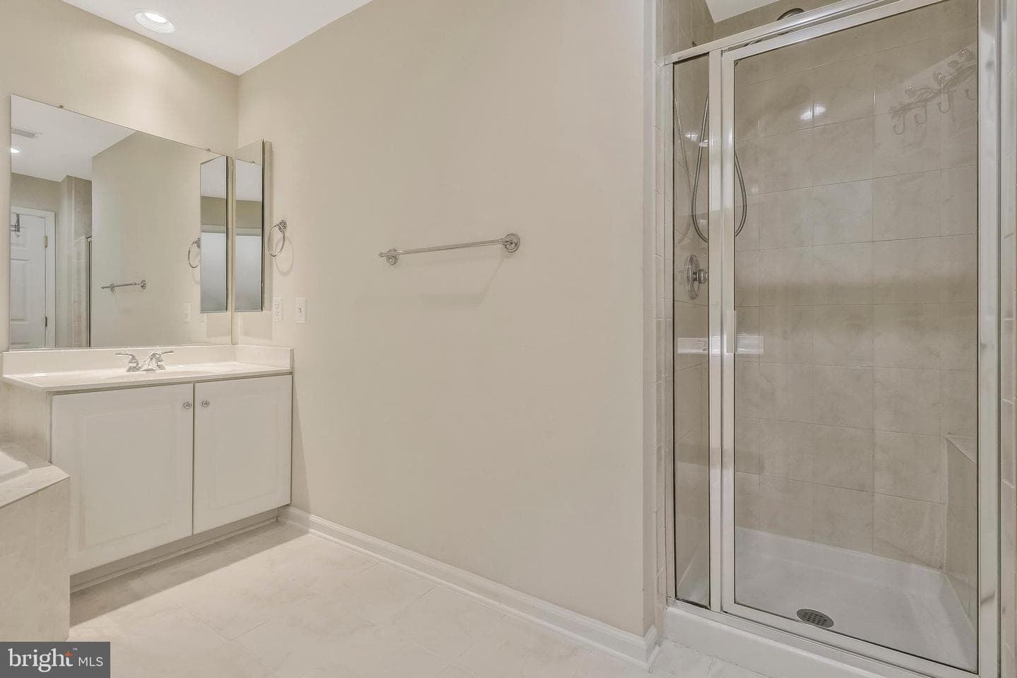 8847 Ashgrove House Lane photo 23