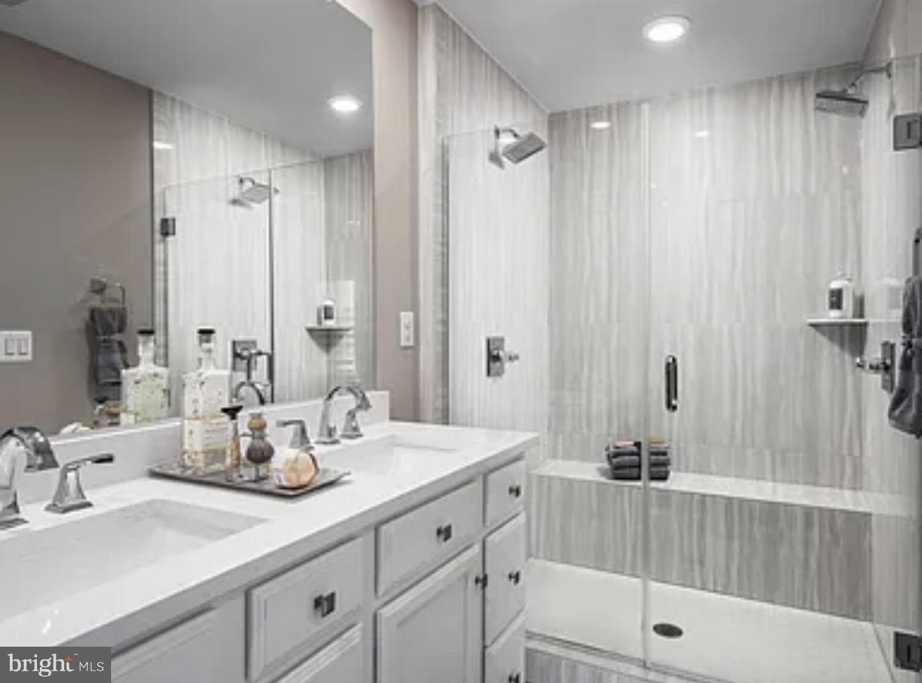 13041 Hattontown Square photo 12