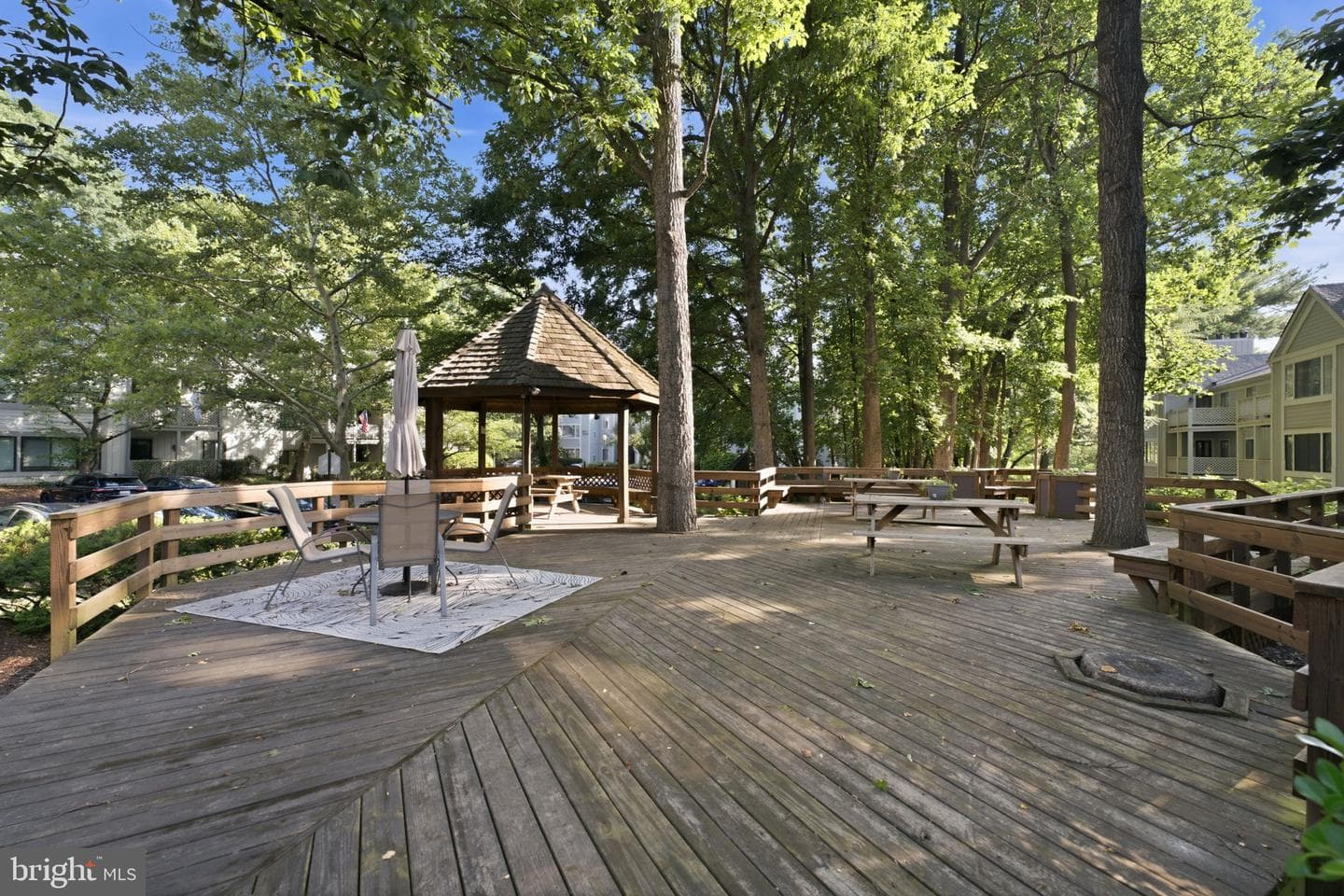 2238 Hunters Run Drive photo 28