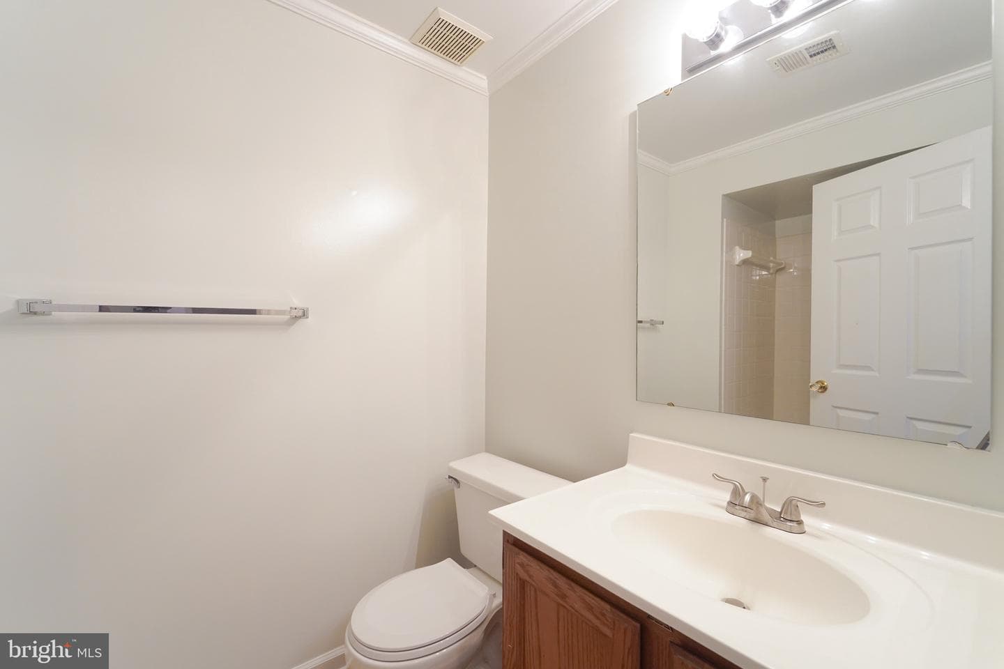 5718 Croatan Court photo 23
