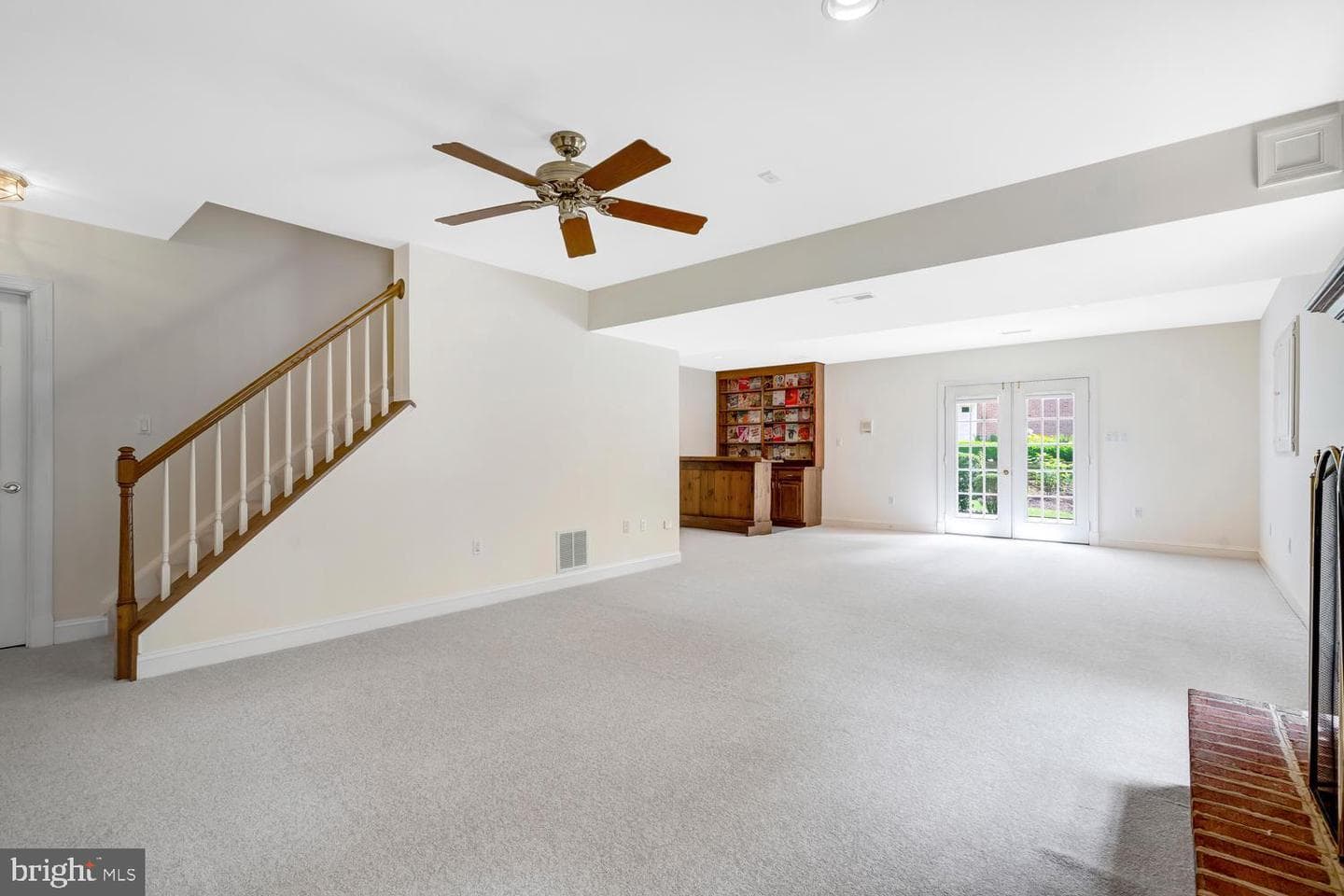 9400 Ludgate Drive photo 43