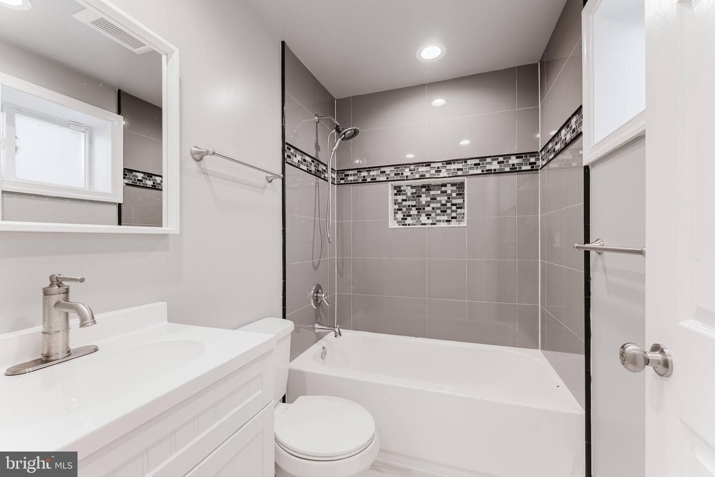 4508 Tipton Lane photo 15