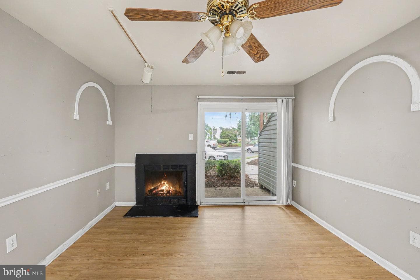 5386 Bedford Terrace #b photo 6