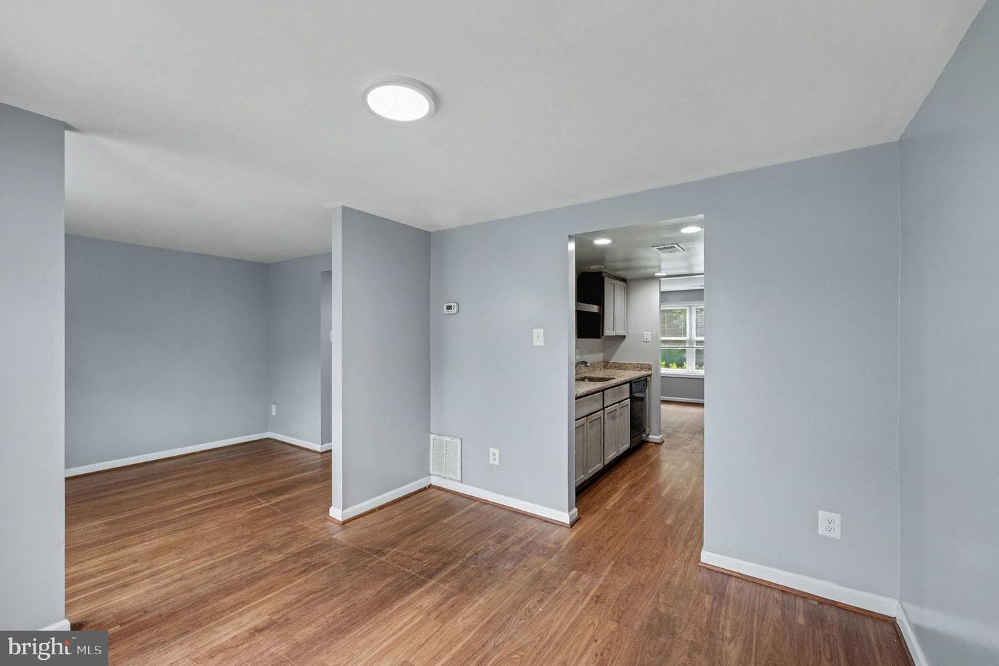 8309 Pondside Terrace photo 10