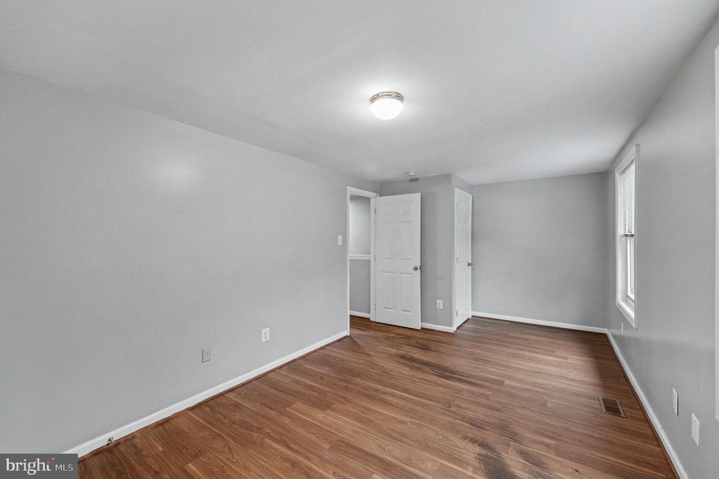 8309 Pondside Terrace photo 21