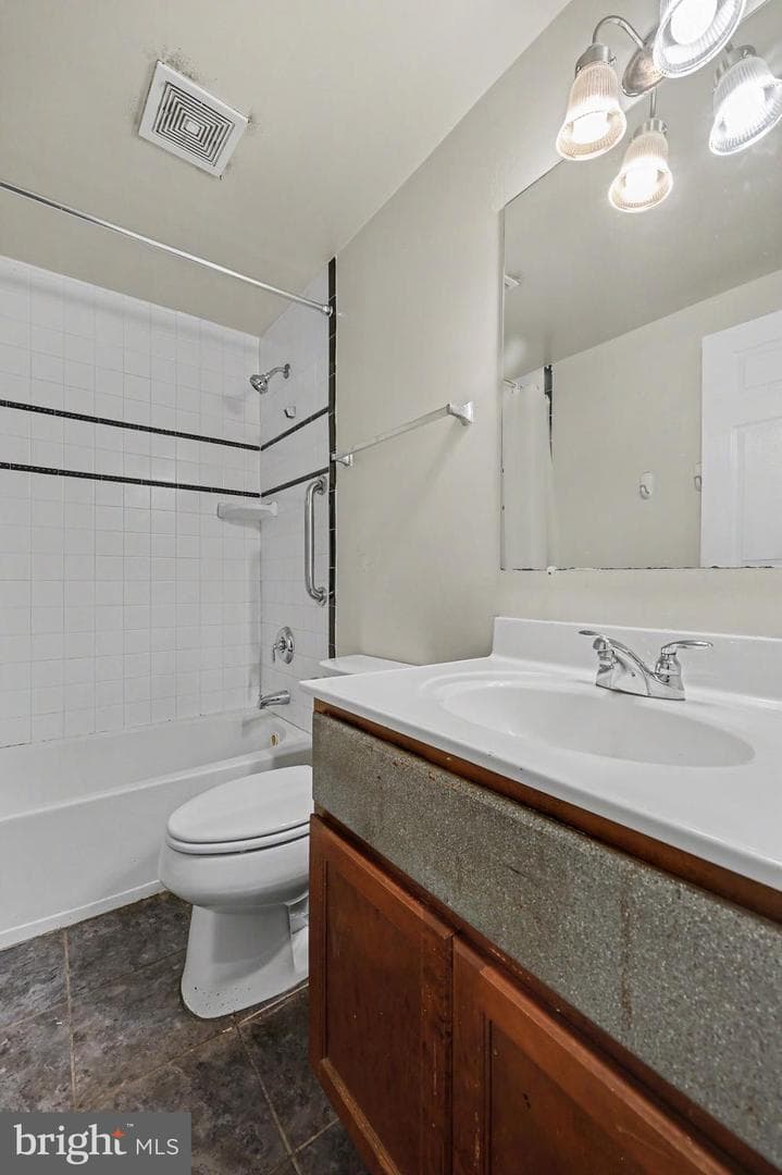 8309 Pondside Terrace photo 23