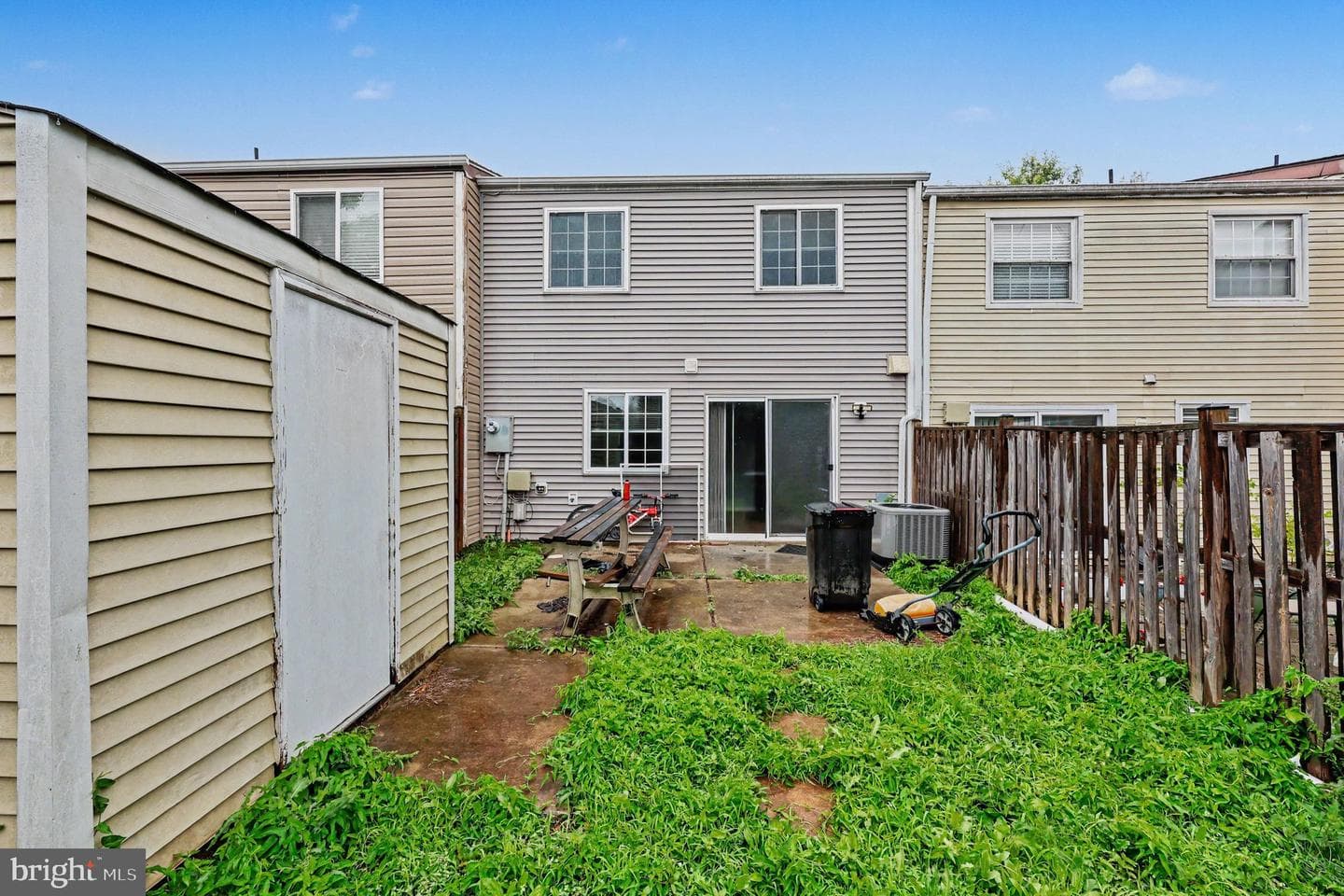 8309 Pondside Terrace photo 24