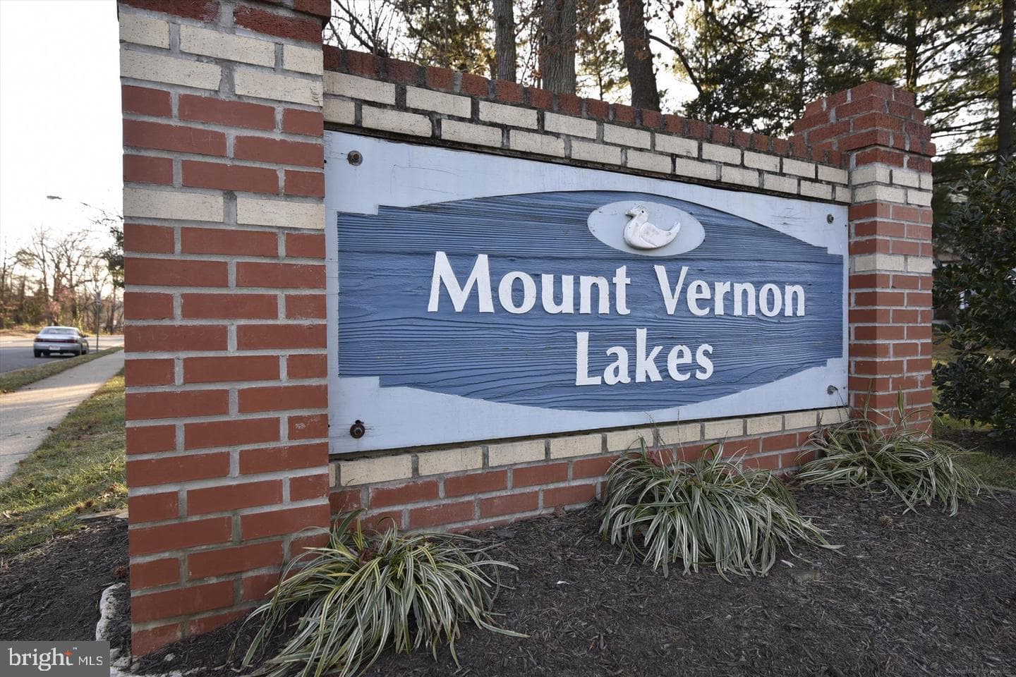 8384 Brockham Drive #29/84l, Alexandria