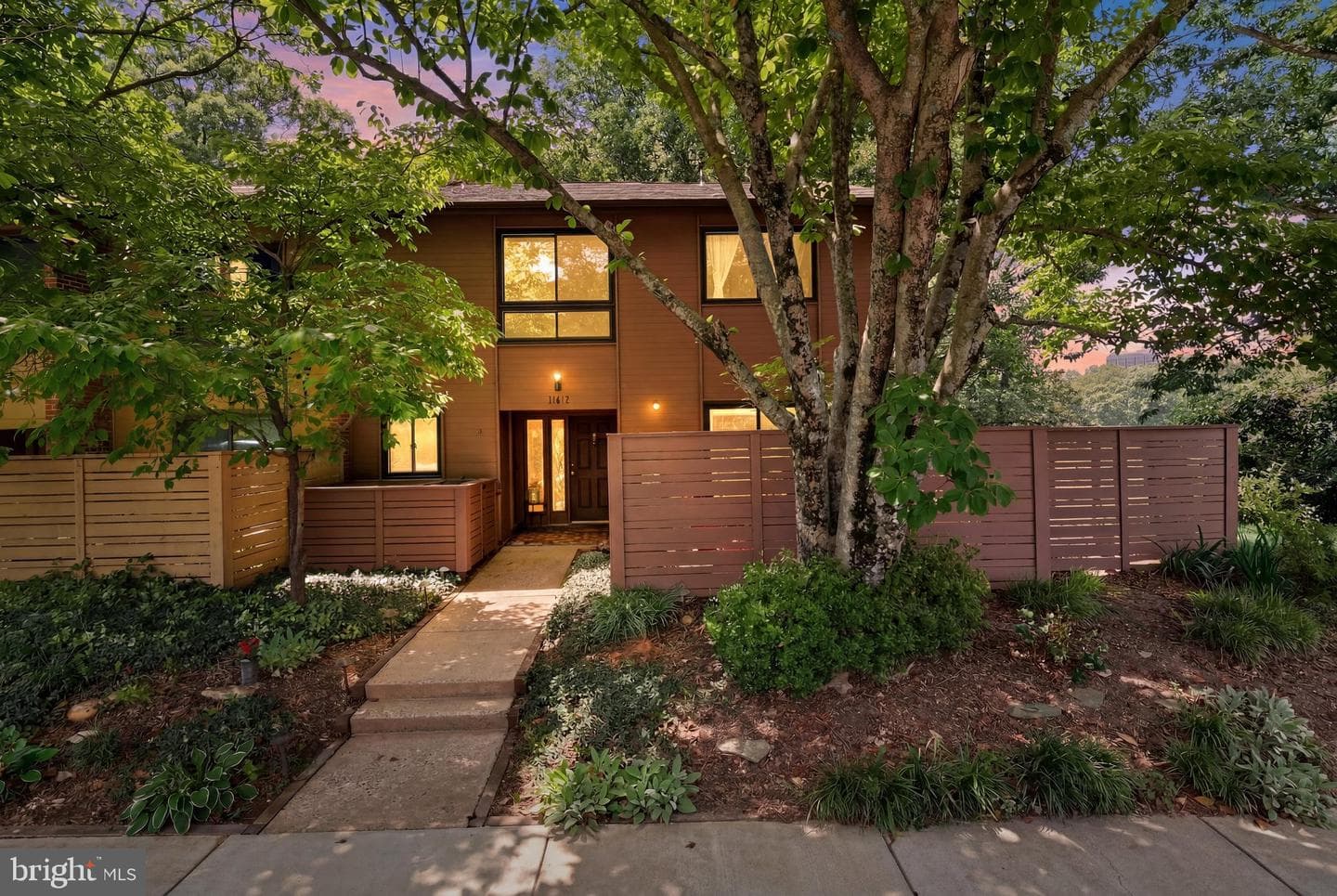 11615 Hunters Green Court, Reston