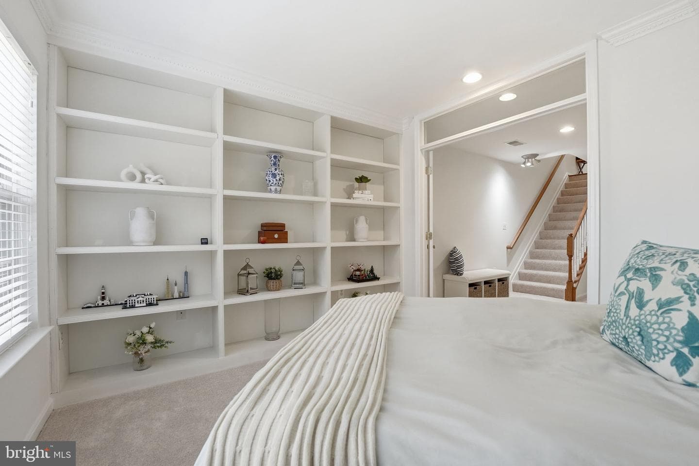 8656 Royal Worcester Lane photo 37