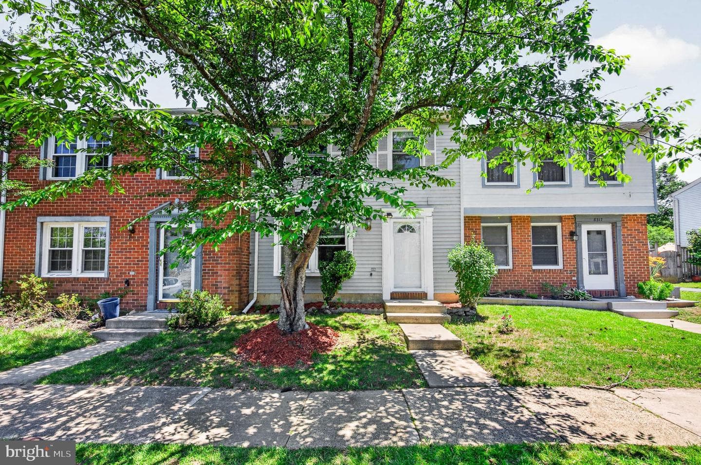 8315 Claremont Woods Drive photo 2