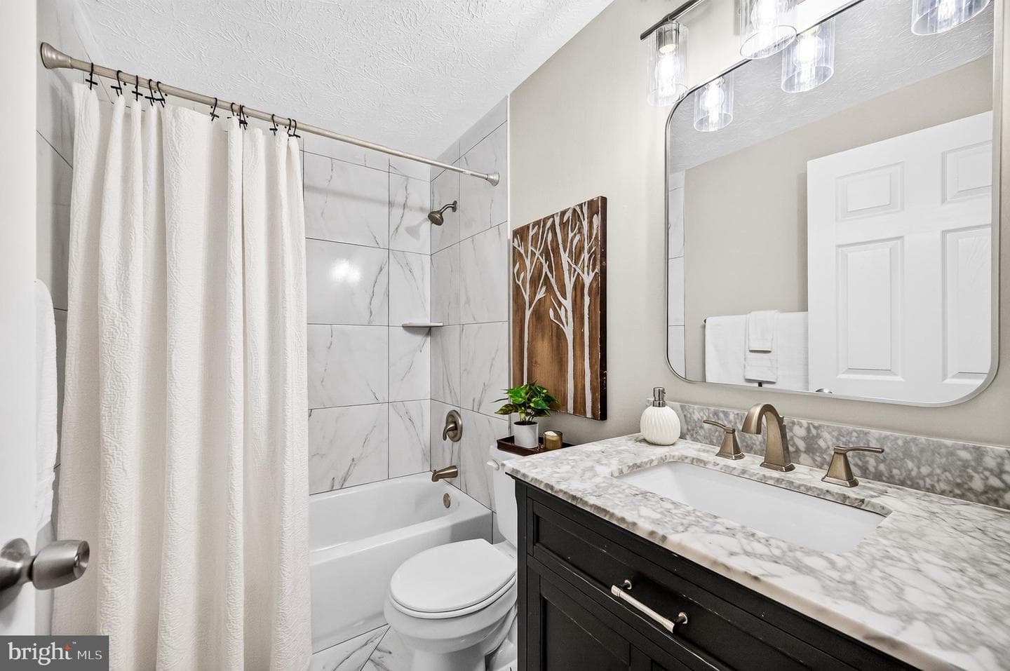8315 Claremont Woods Drive photo 28