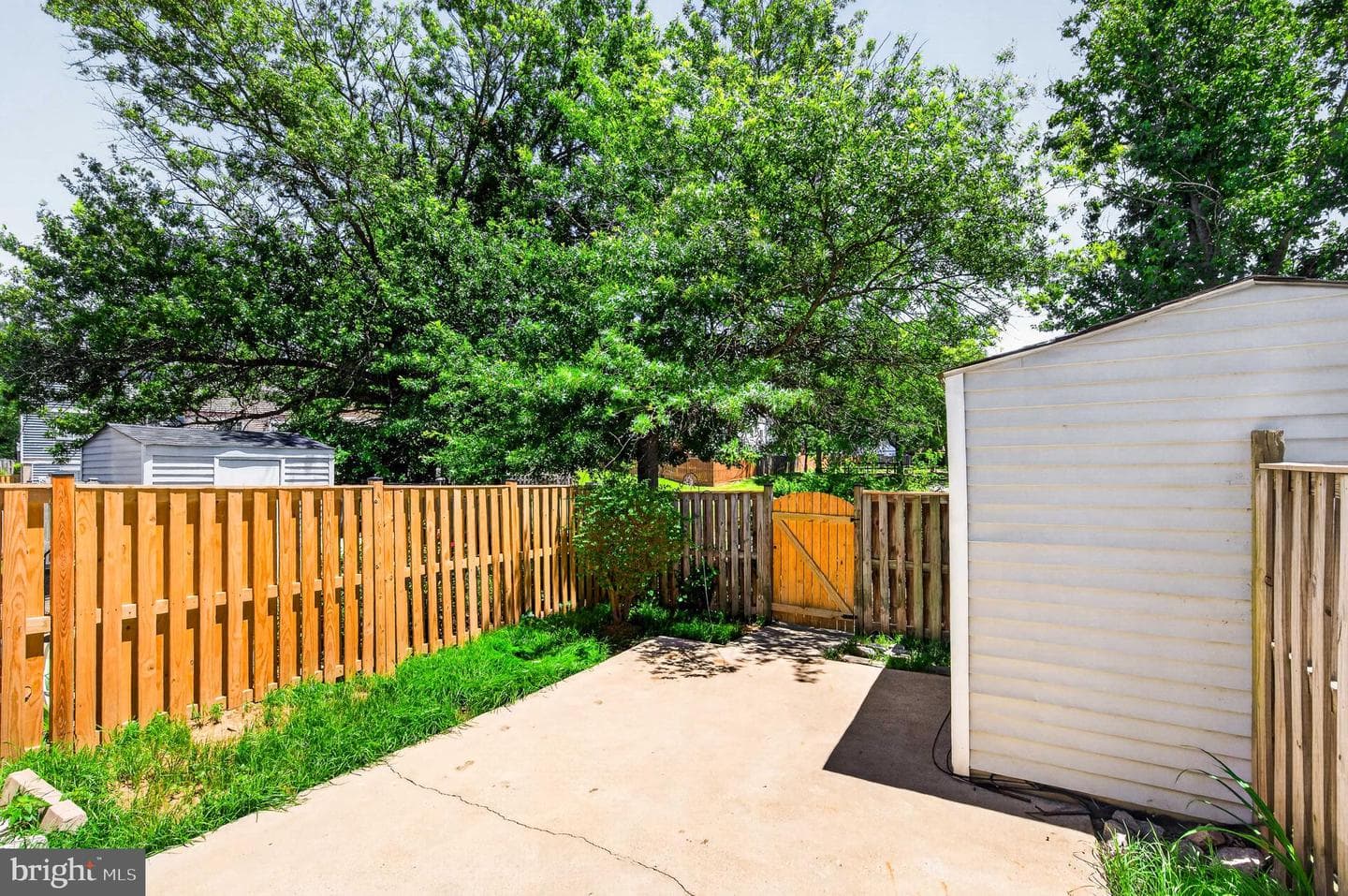 8315 Claremont Woods Drive photo 34