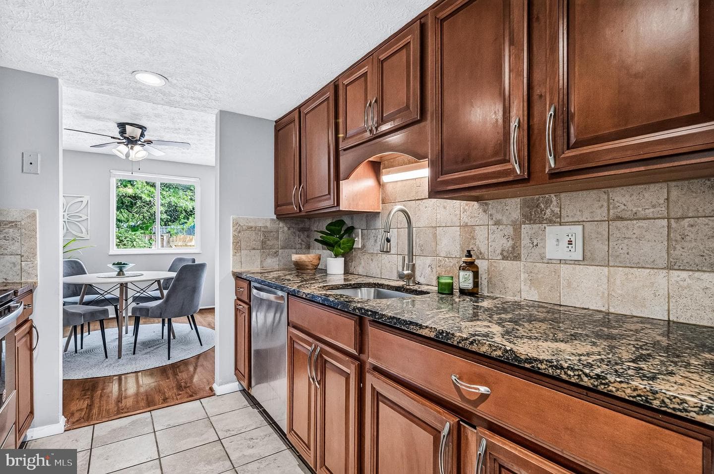 8315 Claremont Woods Drive photo 8