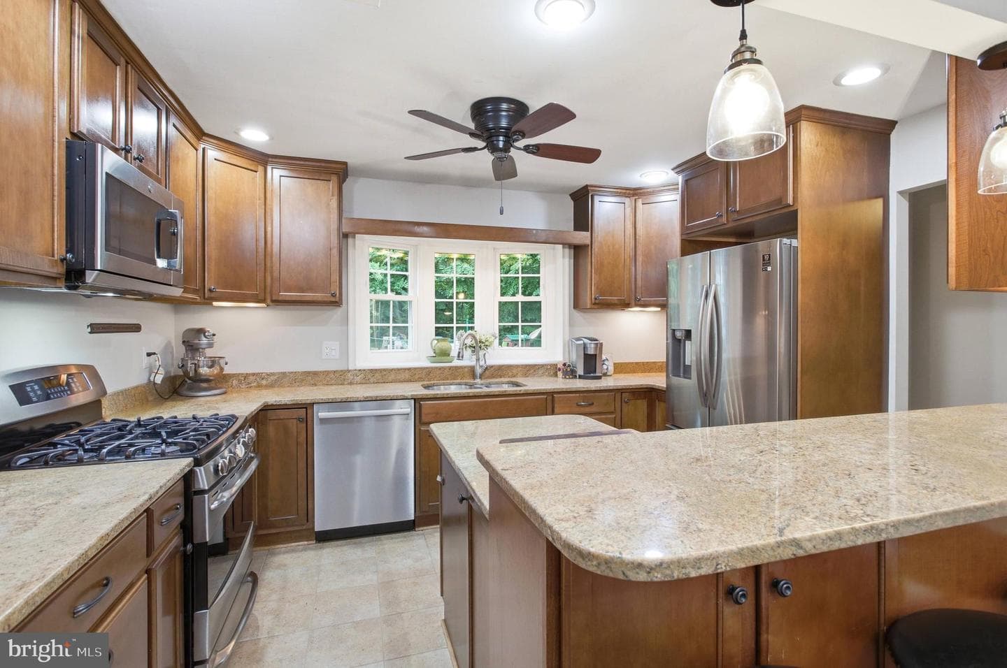 8402 Uxbridge Court photo 16