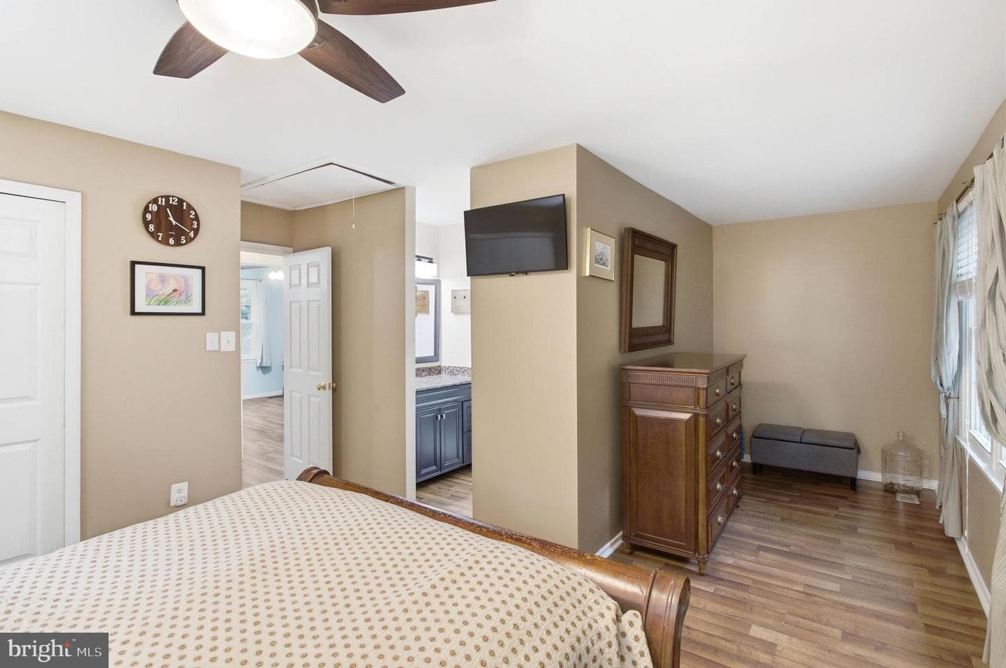 8402 Uxbridge Court photo 24