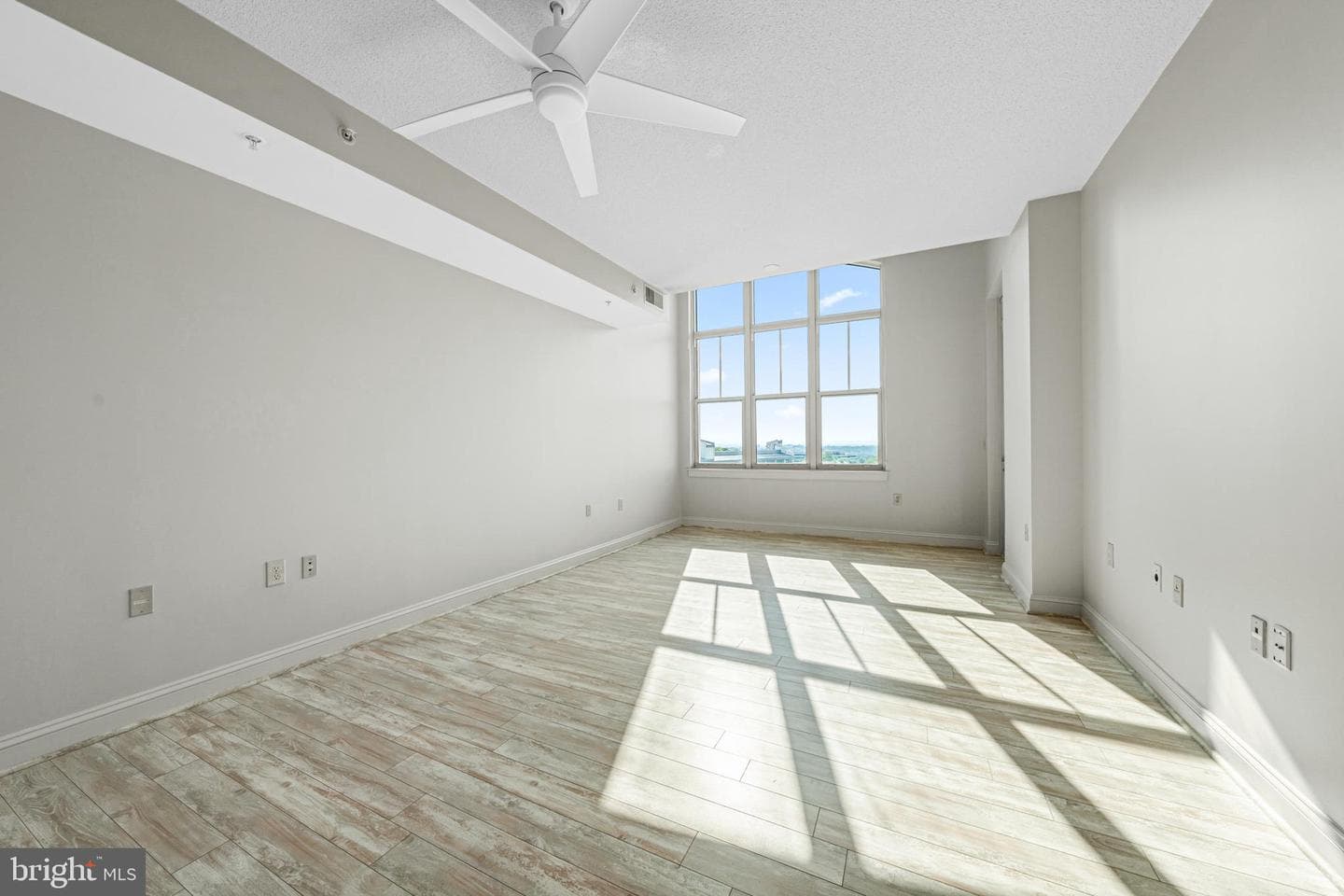 11760 Sunrise Valley Drive #1008 photo 16