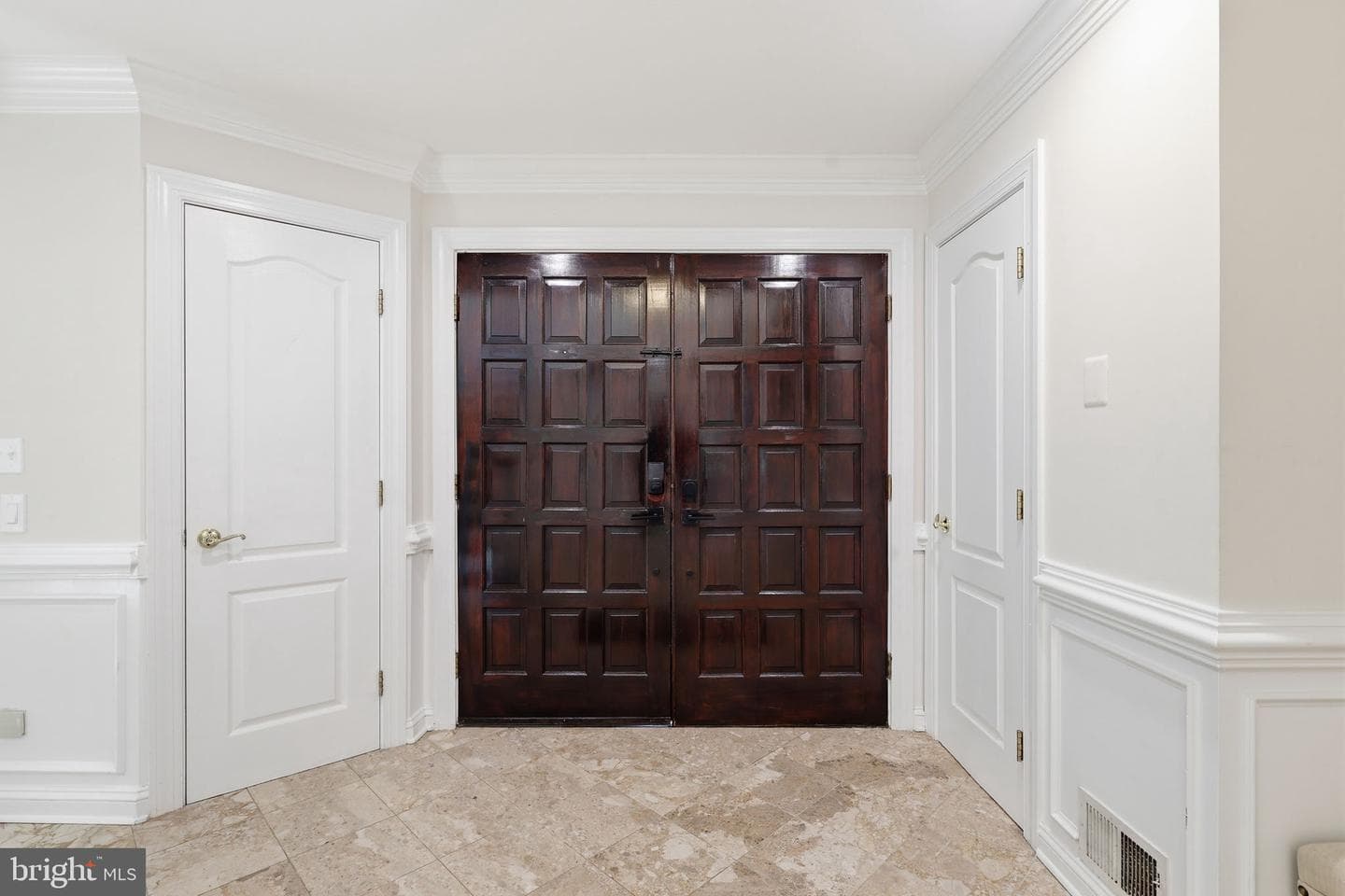 7421 Shreve Road, Falls Church