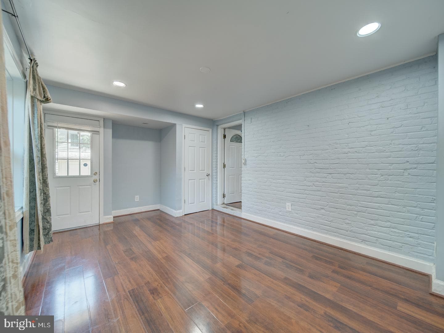 2508 Fleming Street photo 35