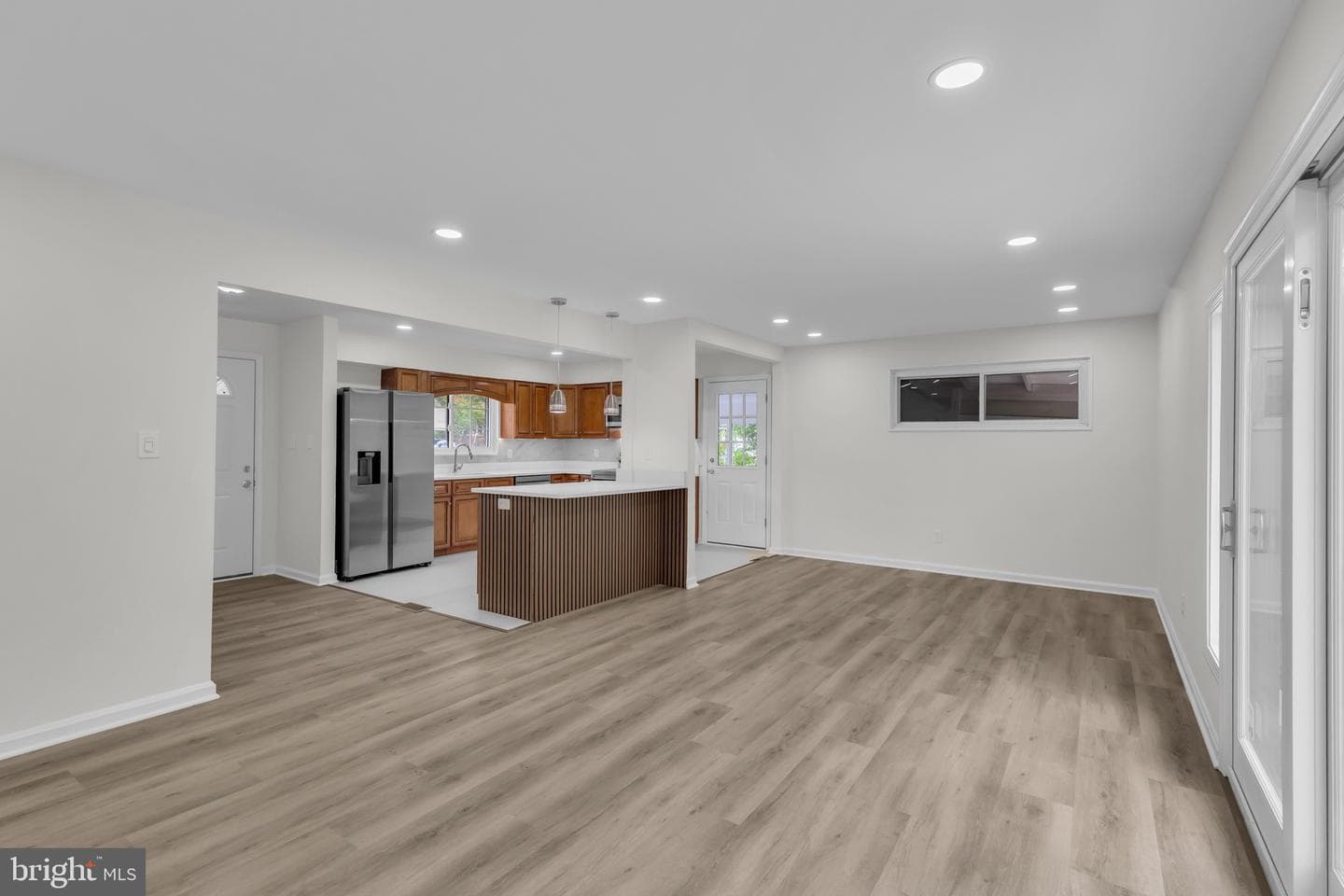 5907 Camberly Avenue photo 15