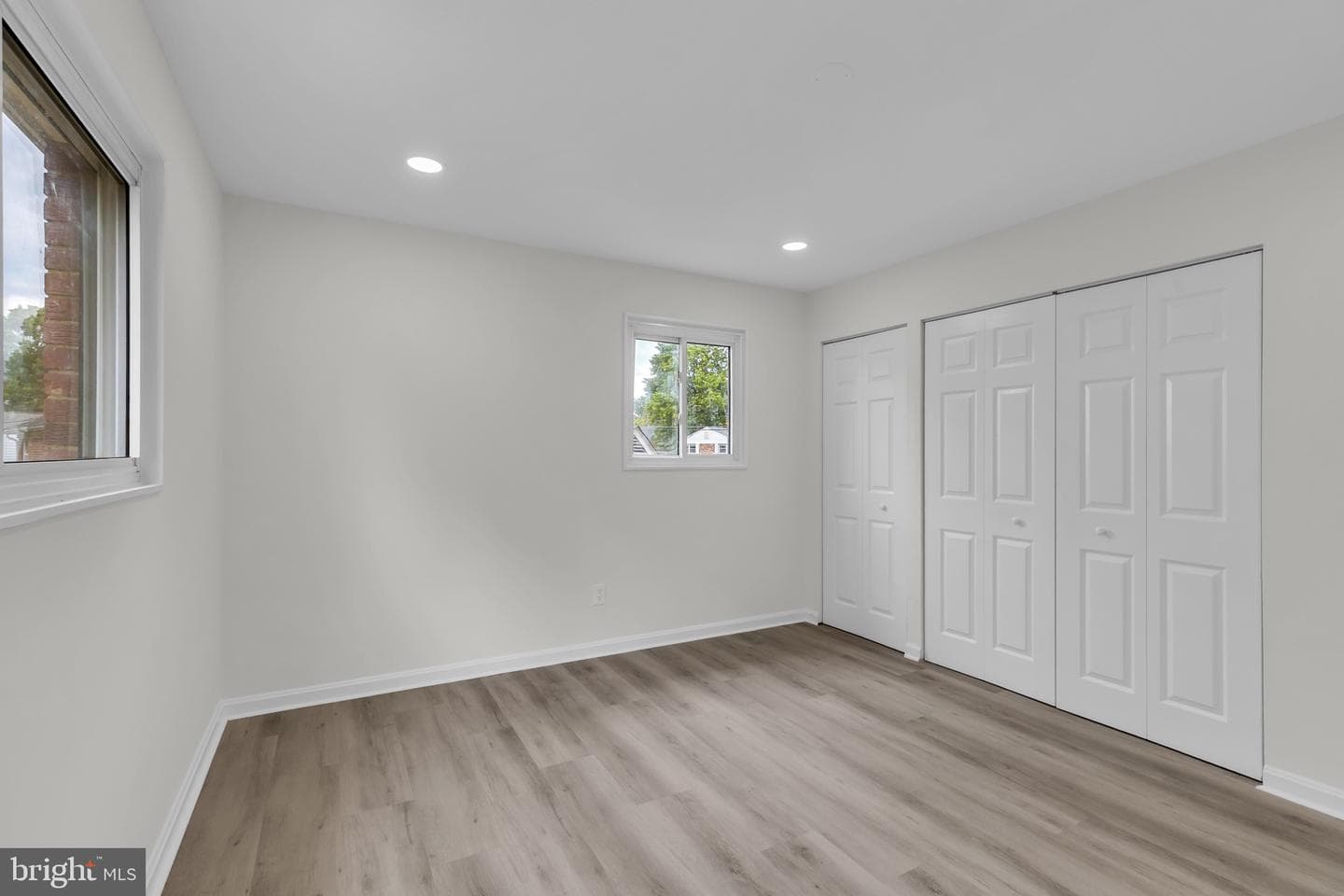 5907 Camberly Avenue photo 18