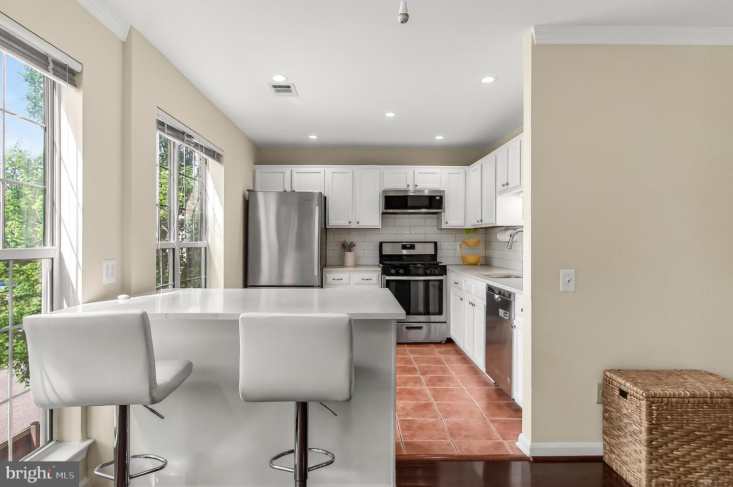 8209 Crossbrook Court #202 photo 11