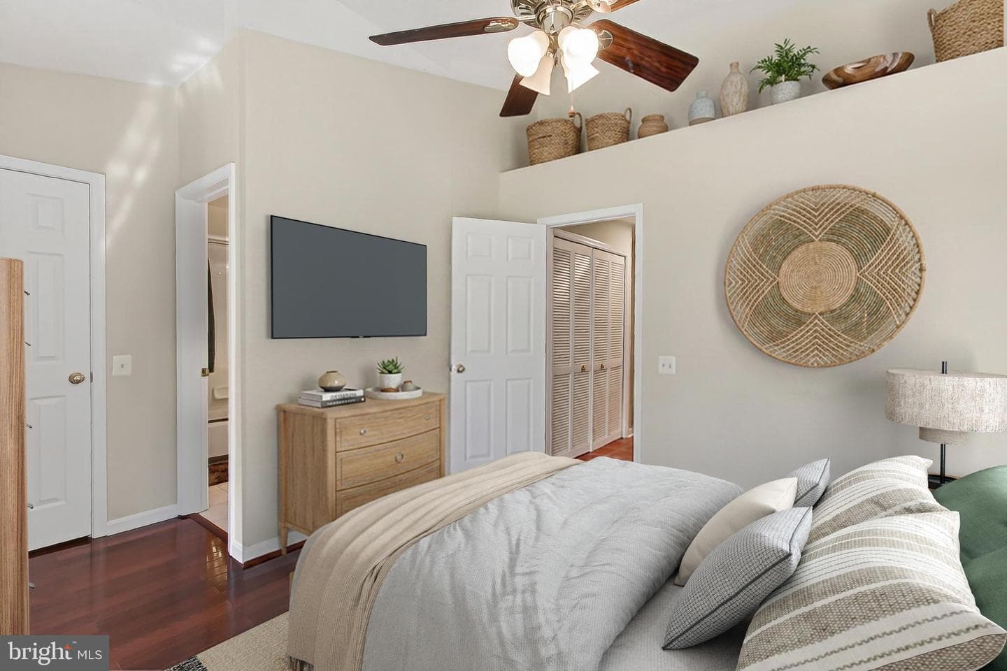 8209 Crossbrook Court #202 photo 20
