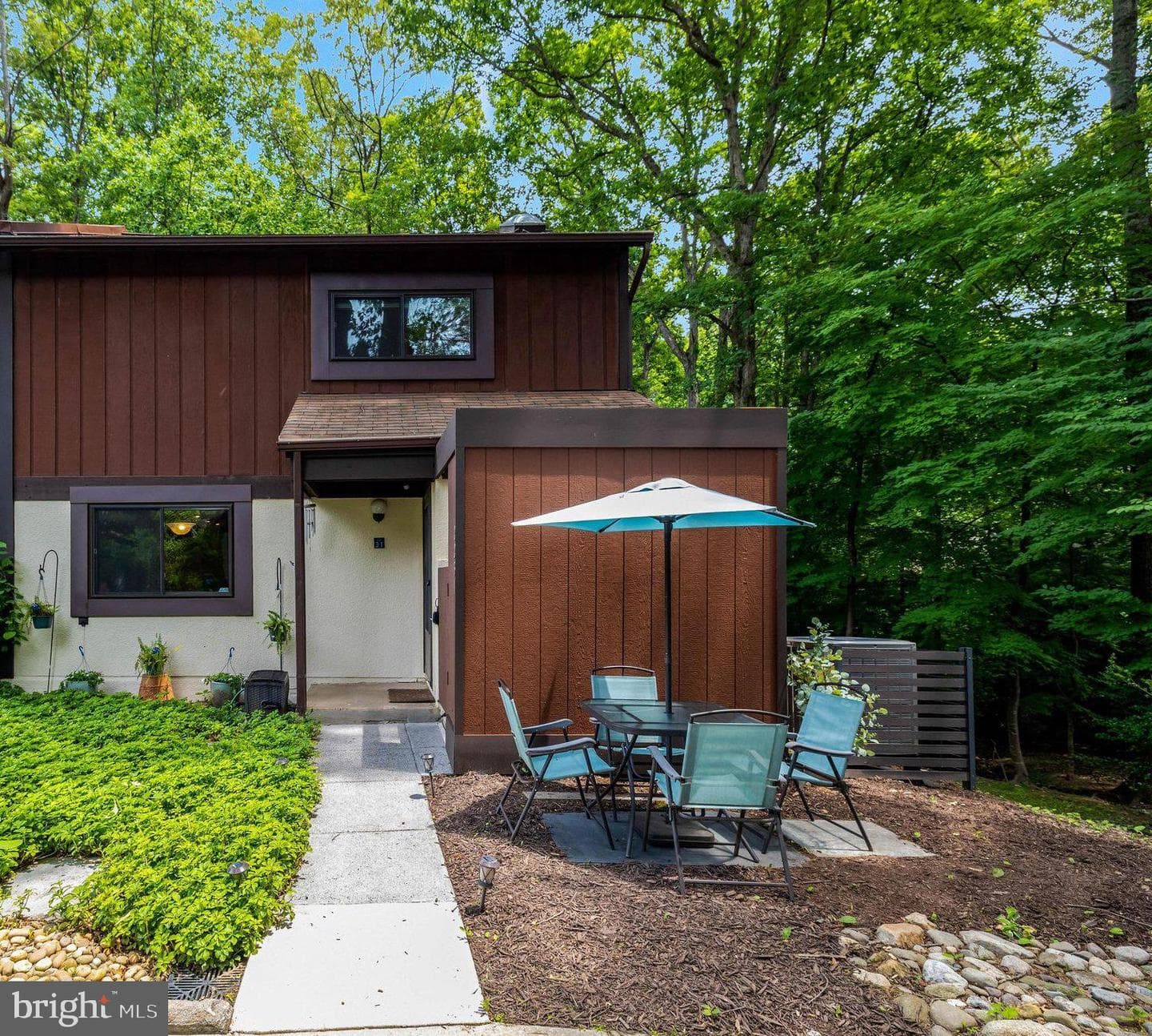 2231 Wheelwright Court, Reston