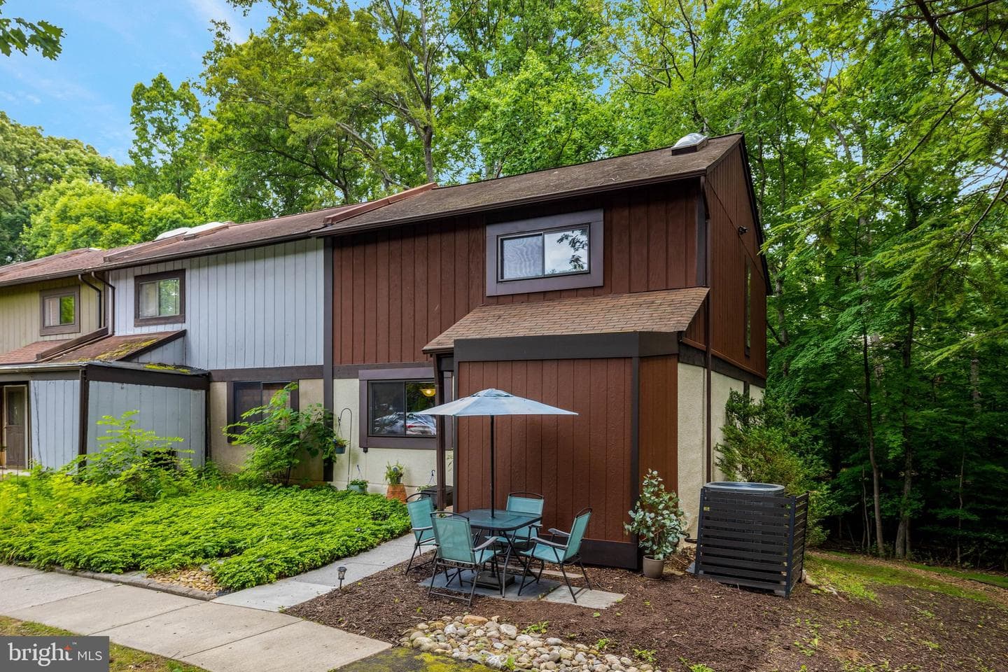 2231 Wheelwright Court photo 36