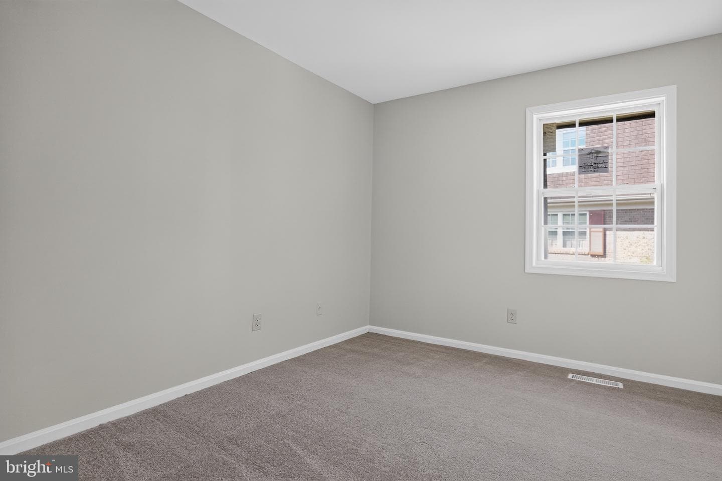 9836 Hagel Circle photo 17