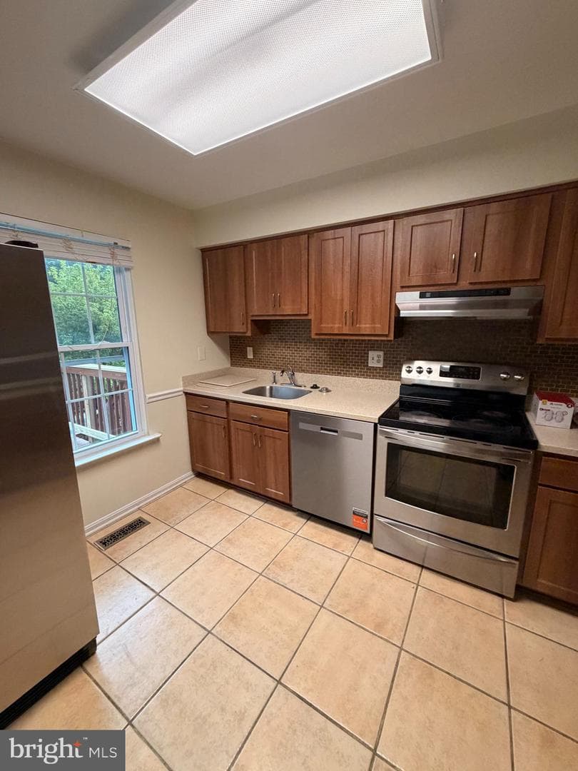 8818 Ridge Hollow Court photo 11