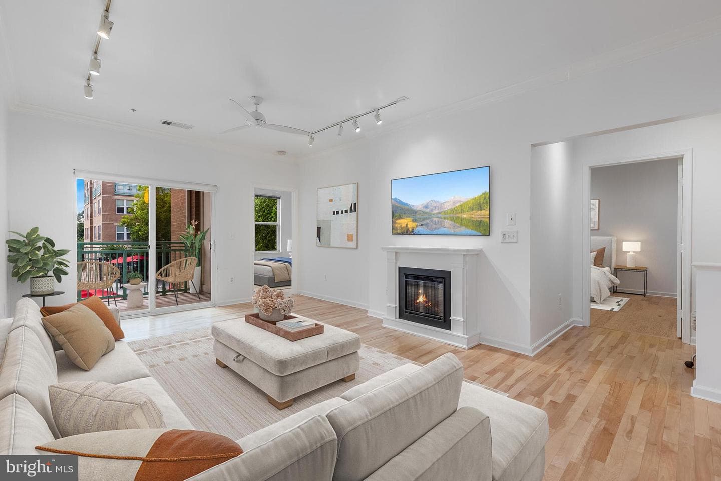 12000 Market Street #235 photo 5