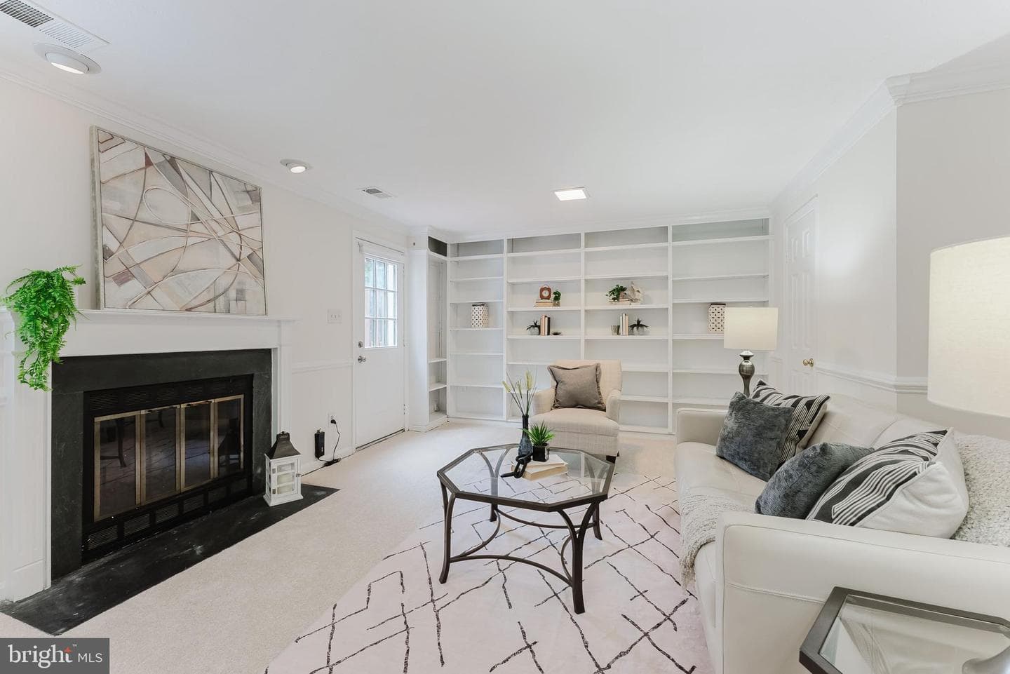 9350 Peter Roy Court photo 8