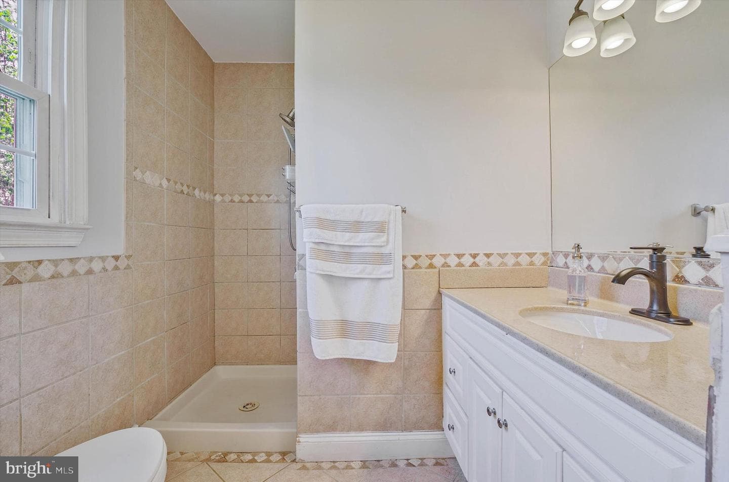 7902 Larrick Court photo 30