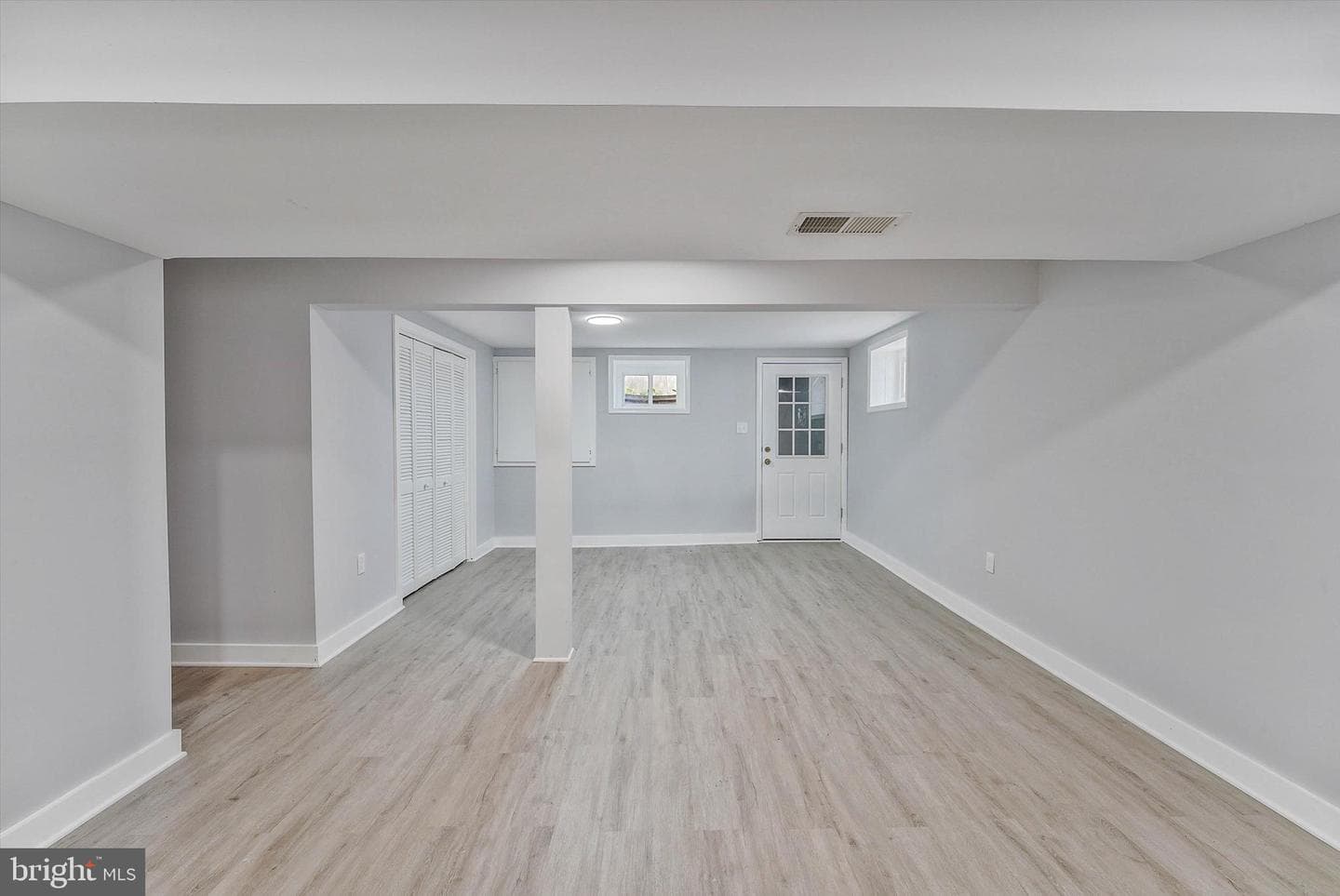 7902 Larrick Court photo 32