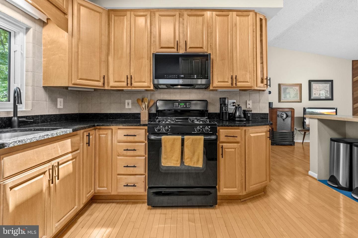 2409 Chestnut Street photo 10