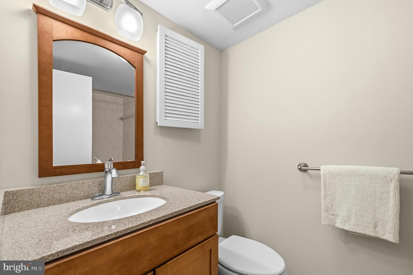 2409 Chestnut Street photo 28